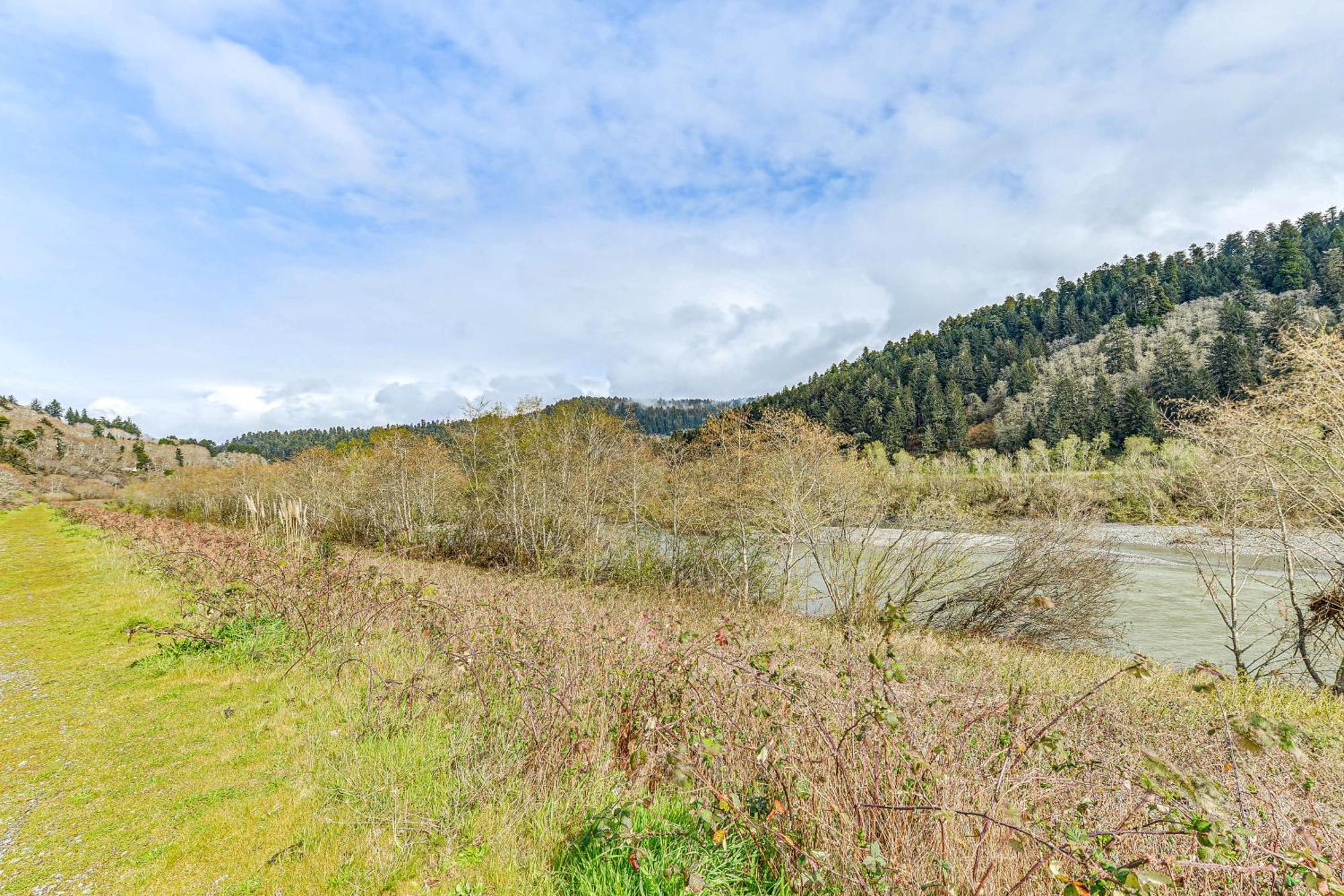 Cozy Norcal Cottage 2 Mi To Redwoods And Beaches! Orick Exterior photo